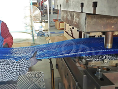 वेल्डेड प्लेट हीट एक्सचेंजर्स कठोर वातावरण में स्थायित्व कैसे सुनिश्चित करते हैं?